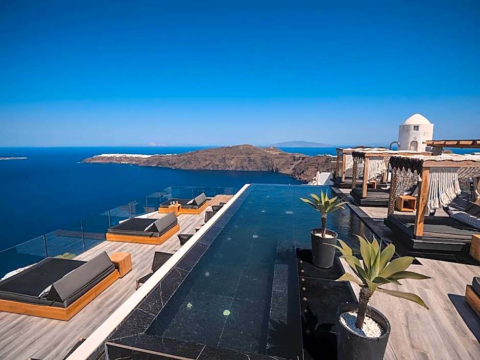 Galaxy Suites & Spa