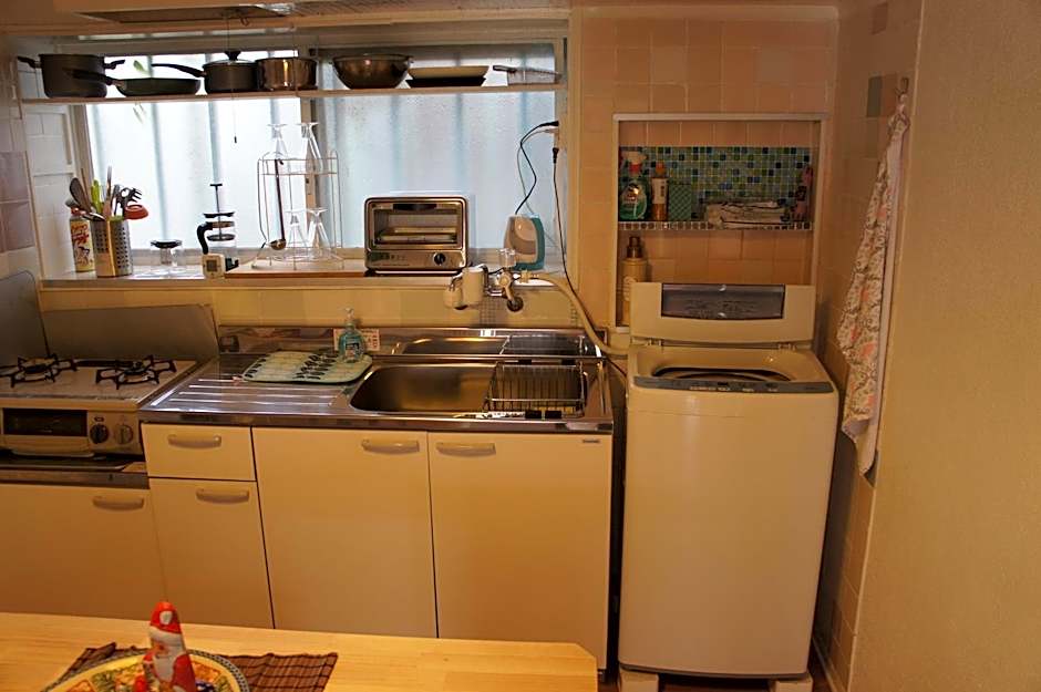 EMS Enoshima クラシックゲストハウス 寝室は個室 犬OK