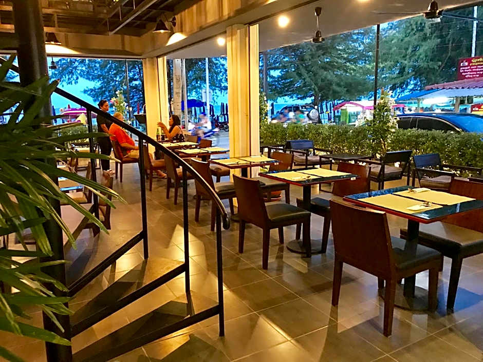 THE BEACH CHA AM Residence