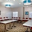 La Quinta Inn & Suites by Wyndham Pontoon Beach