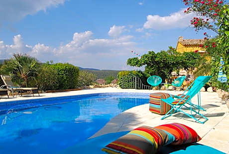 Arianella Holiday Home Penedes