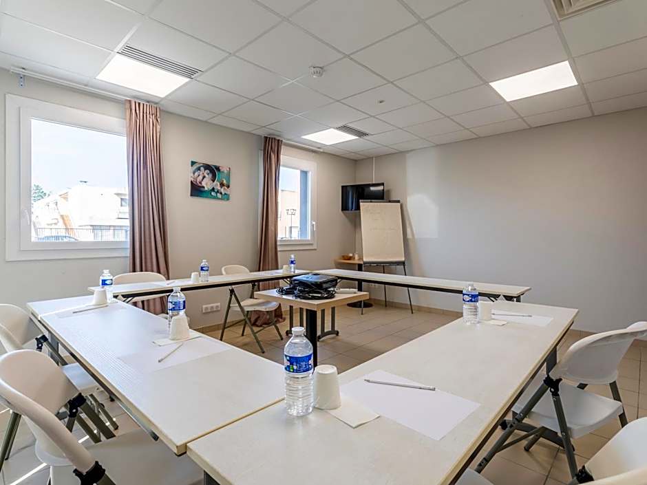 B&B HOTEL Aix en Provence Venelles