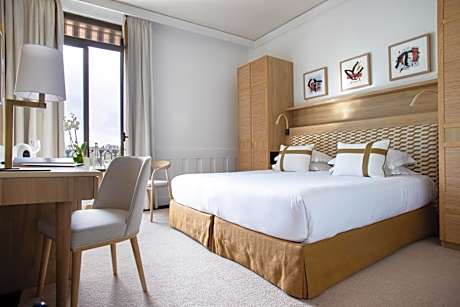 King Room with Balcony