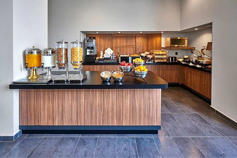 City Express by Marriott Ciudad De México La Raza