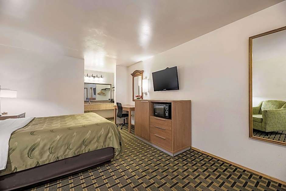 Quality Inn Near Fort Hunter Liggett