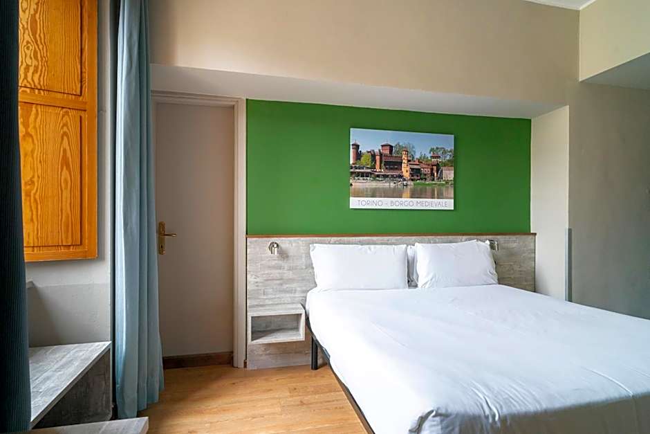Green Class Hotel Astoria