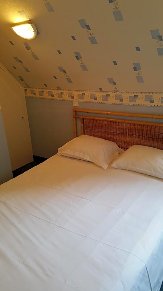 Le Grillon – Pontorson, IA