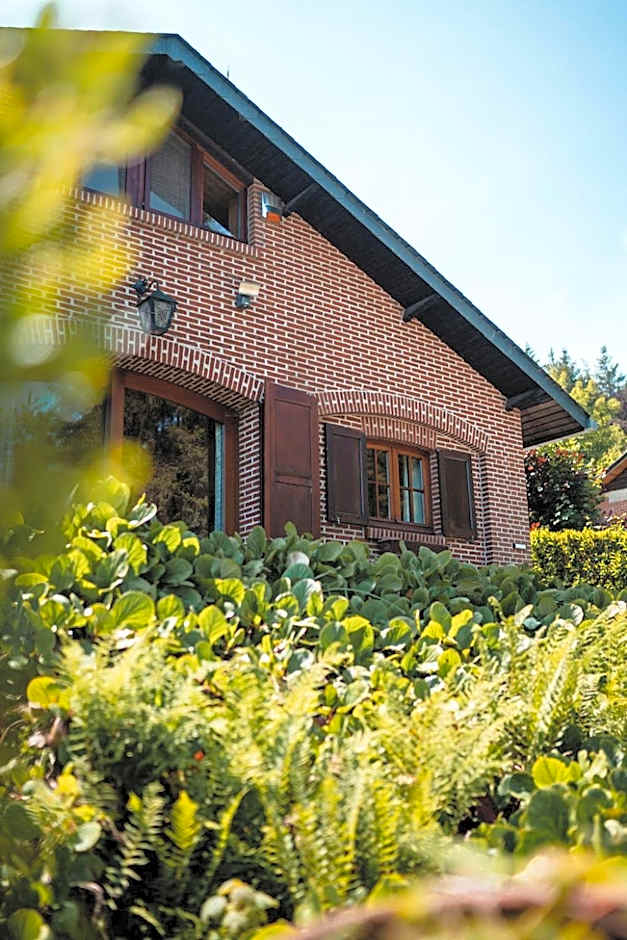 LES 7 MEUSES - Restaurant & Hebergements HOTELIERS - INSOLITES - WELLNESS - GITES