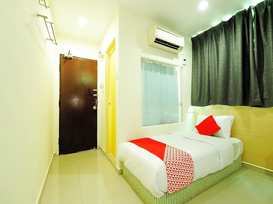 OYO 1055 Batu Caves Star Hotel