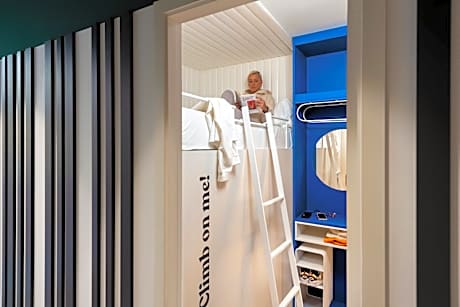 Female - Pod Individual Up