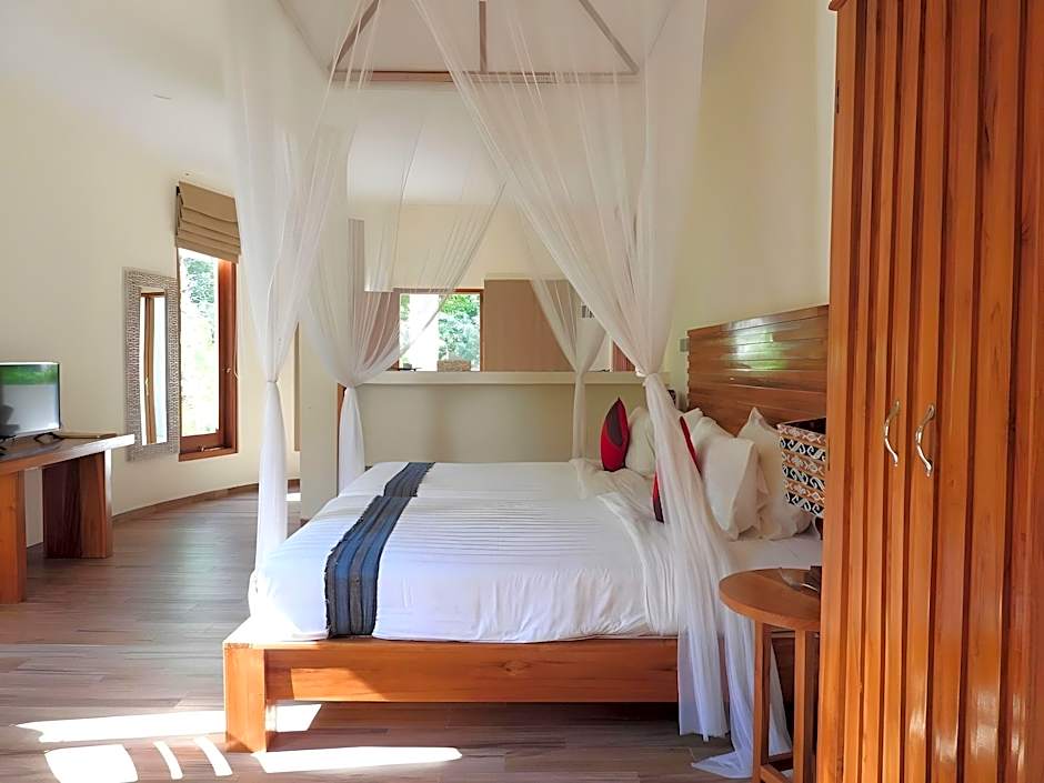 Puri Sari Beach Hotel