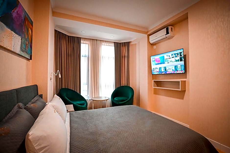 Photo 1 of 4 of Standard Double Room