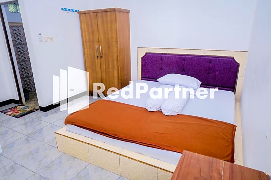 Villa Ikhbar Ciletuh RedPartner