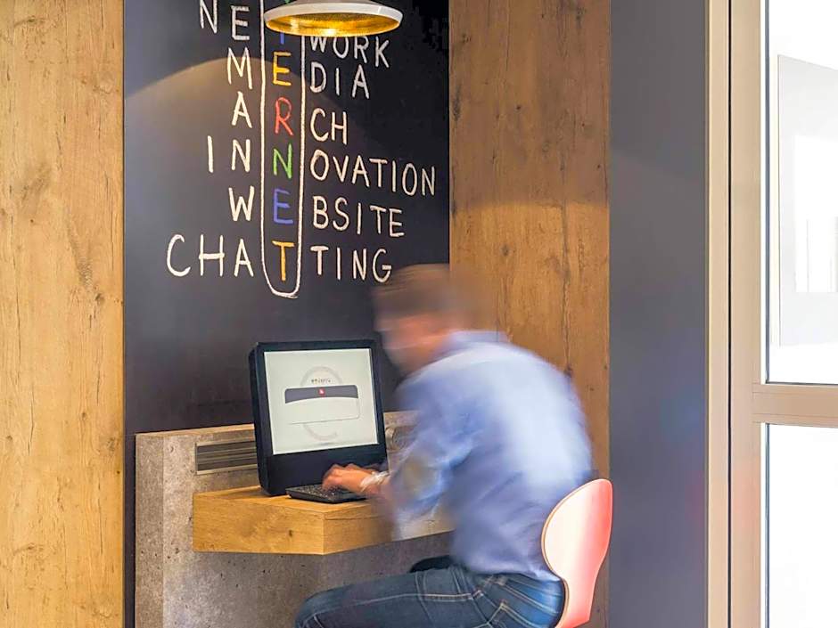 ibis Levallois Perret