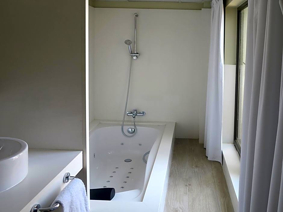 Serennia Exclusive Rooms
