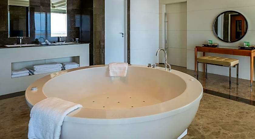 Movenpick Hotel Beirut