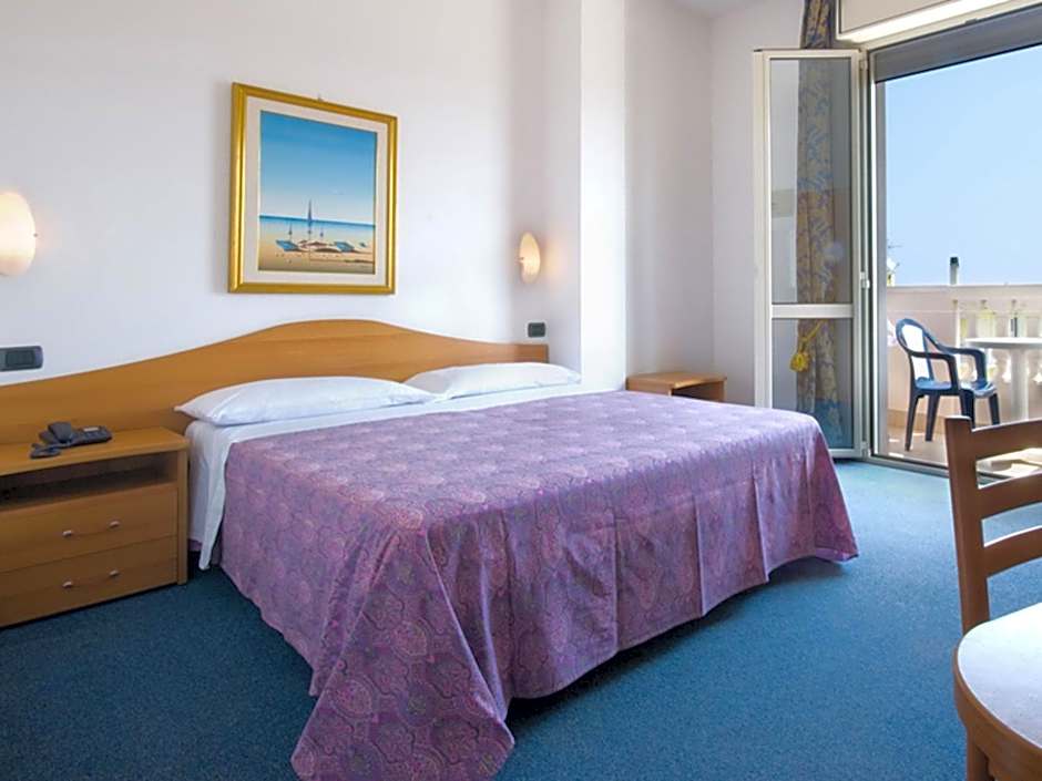 Photo 1 of 10 of Double Room