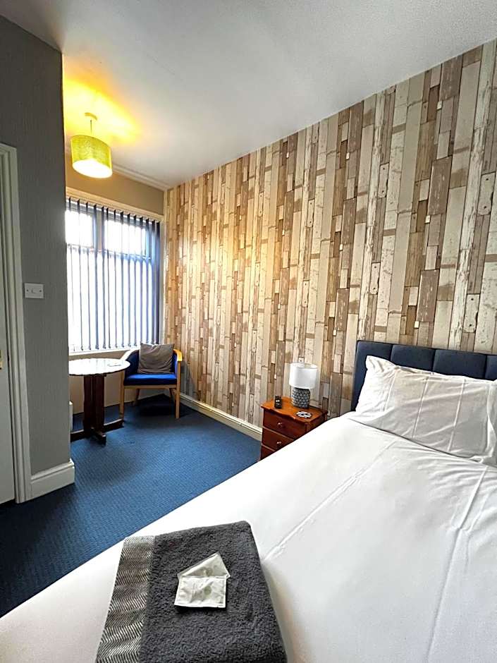 Central Cove Guesthouse