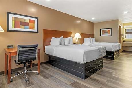 Queen Room with Two Queen Beds - Non-Smoking