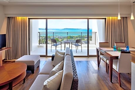 Superior Room with Sea View  - High Floor