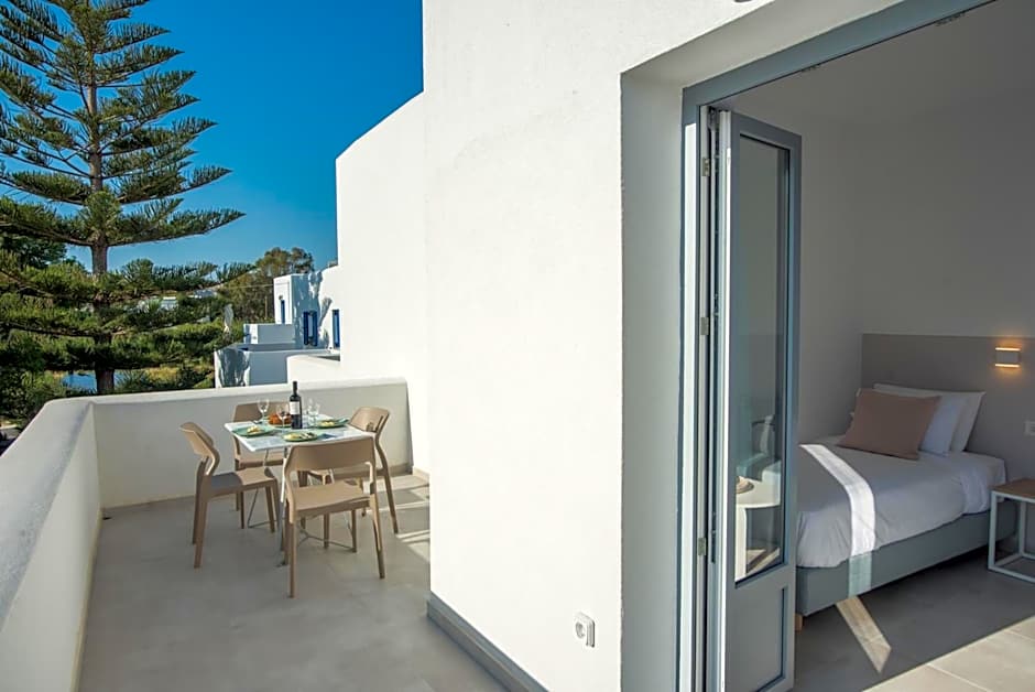 Nautilus Apartments-Suites