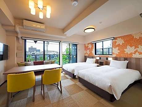 Deluxe Twin room with Kitchen and Washing Machine and Kamogawa River View