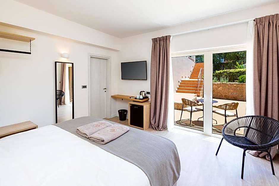 180 South Seaside Hotel