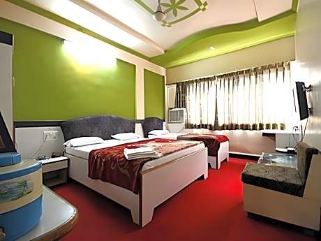 Super Deluxe Air Conditioining Room