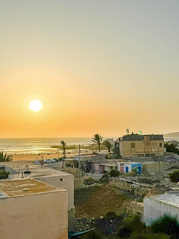 Thayri Hostel - Sea View