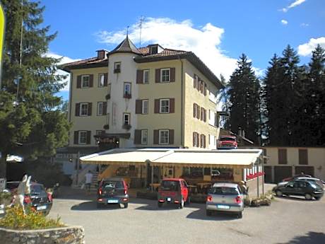 Hotel Roen Ruffrè-Mendola