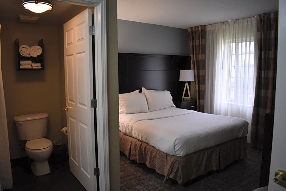 Staybridge Suites Cranbury - South Brunswick By IHG