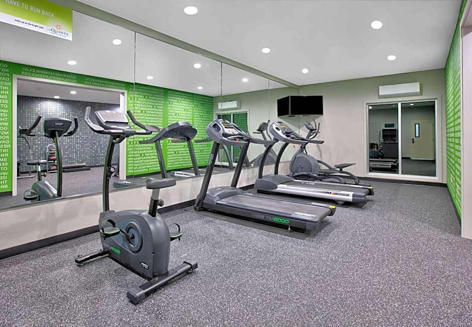 La Quinta Inn & Suites by Wyndham Palestine