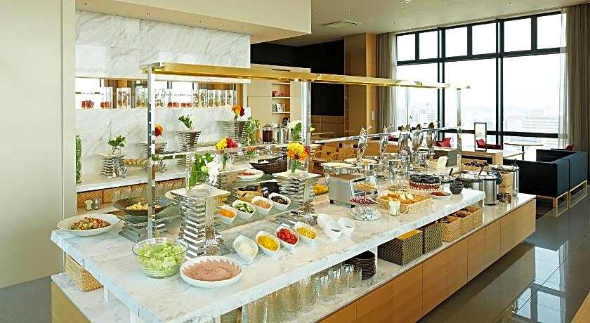 Candeo Hotels Matsuyama Okaido