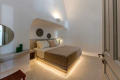 Suite with Hot Tub