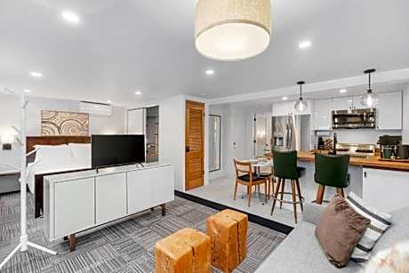 Sunnyside Studio on Green Lake