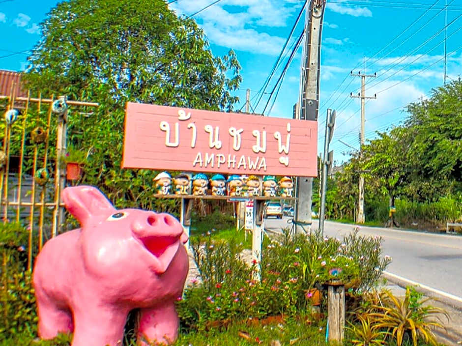 Baanchompoo Homestay