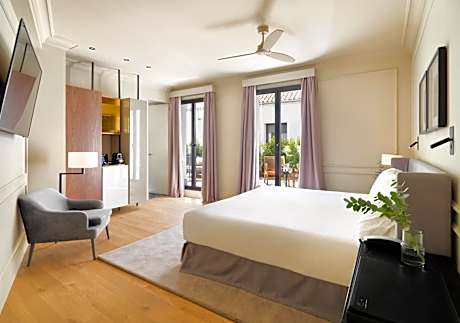 Family Room with Terrace