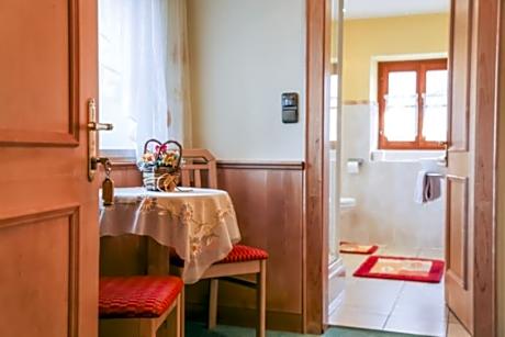 Triple Room (Gasthaus)