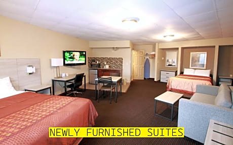 Two Double Beds Suite - Non-Smoking