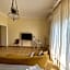 Villa Favorita Suites