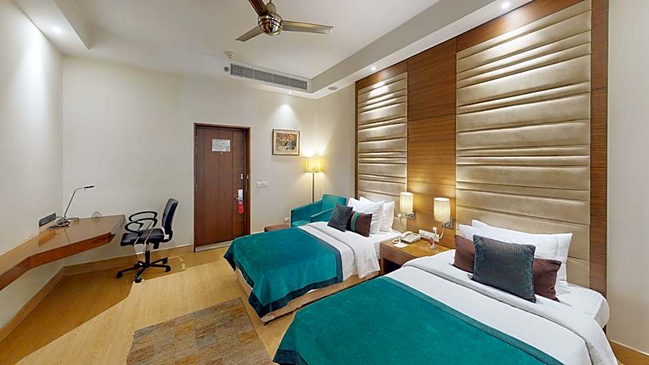 The Astor Hotel Kolkata