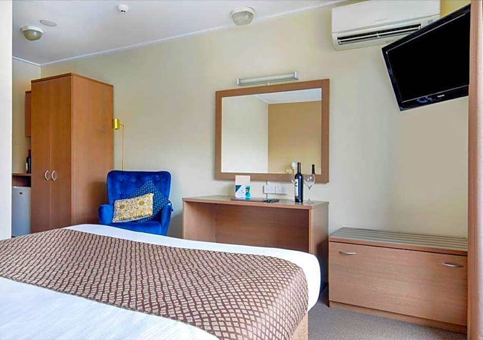 The Metropolitan Spring Hill