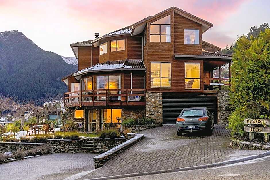 Balmoral Lodge