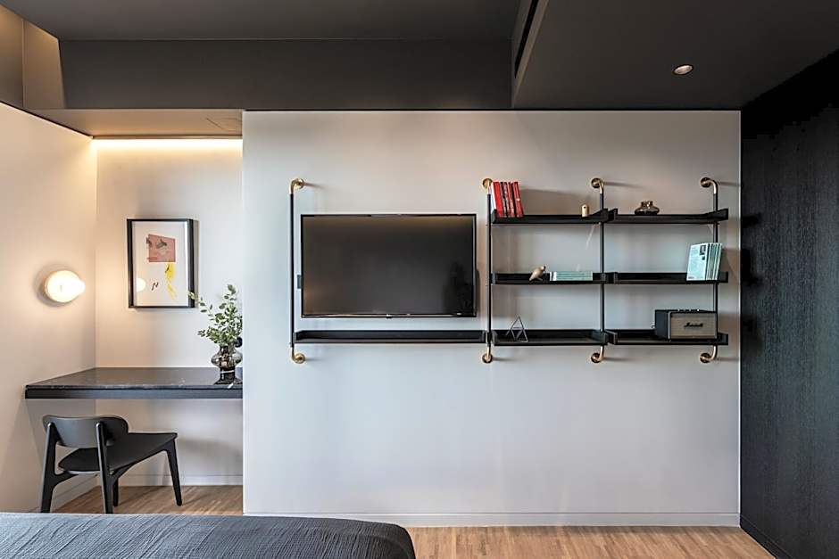 The Modernist Athens