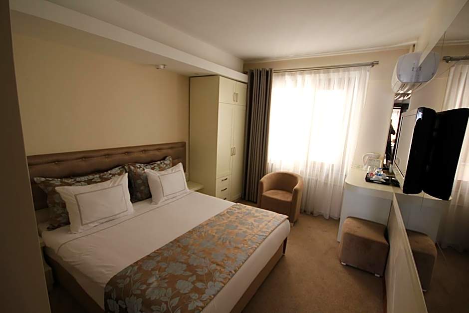 Photo 1 of 5 of Single Room