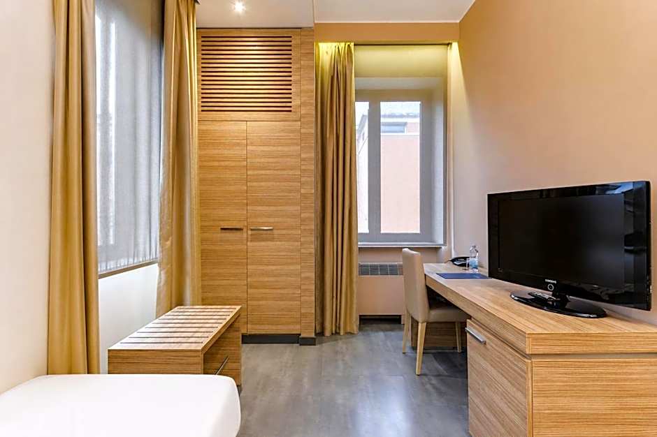 Photo 1 of 4 of Compact Room