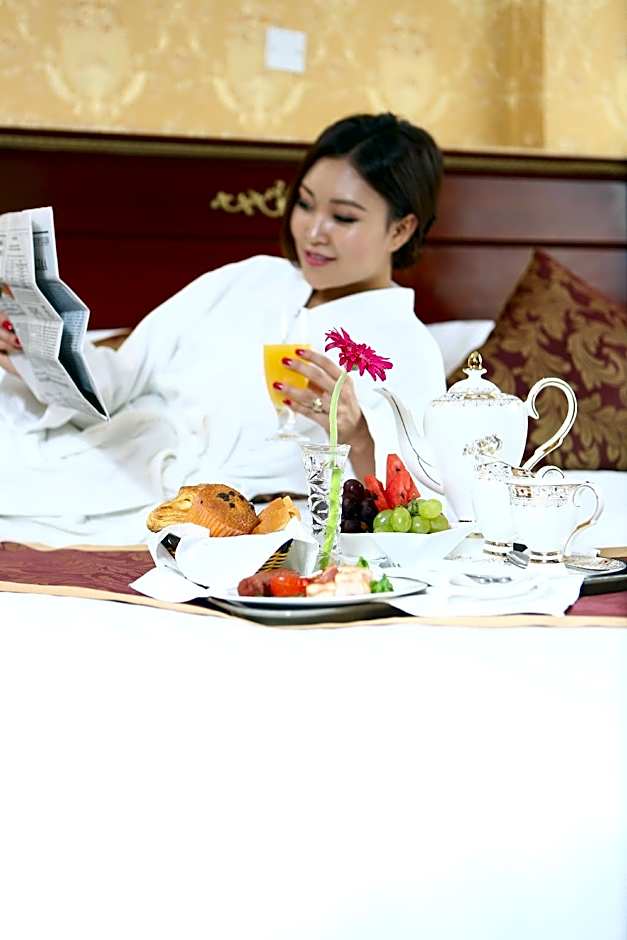 Royal house hotel