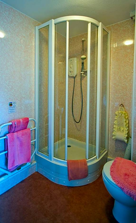 Gwesty Minffordd Hotel