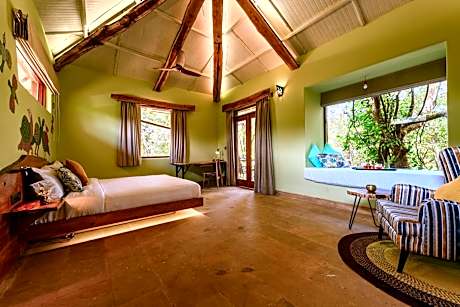 Deluxe Double or Twin Room with Balcony