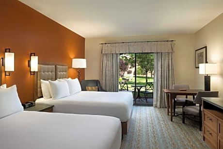 Queen Room with Two Queen Beds and Accessible Tub - Disability Access
